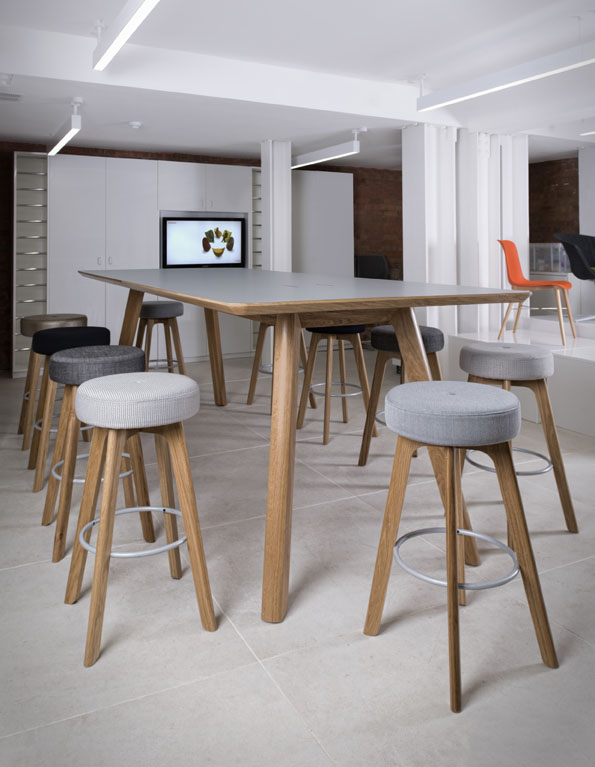 Table Haute Bois Web 260