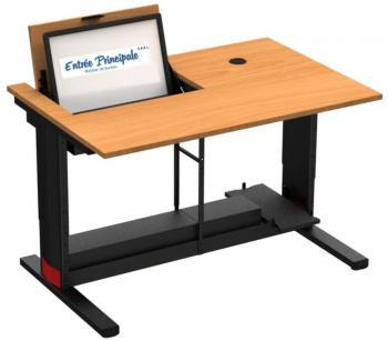 Table de formation avec écran encastré